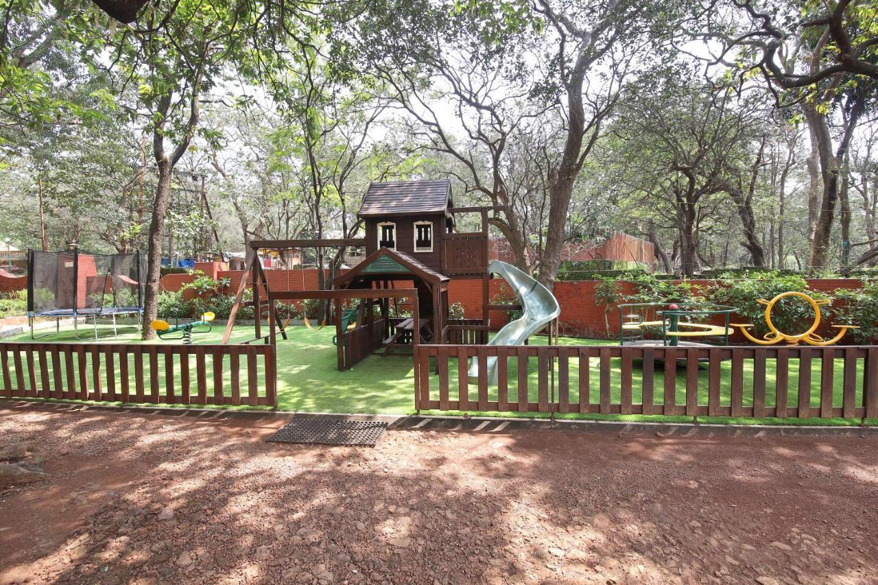 Westend Hotel Matheran Extérieur photo